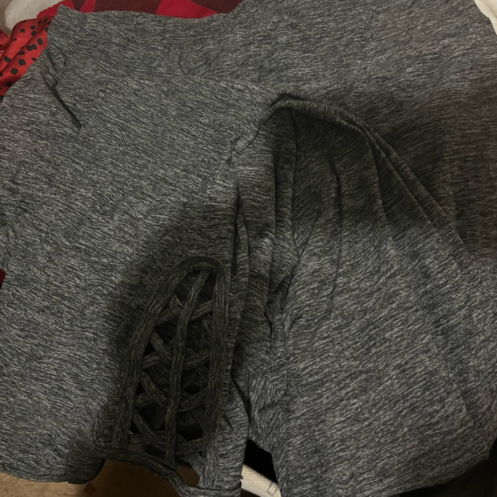 Large gray leggings..